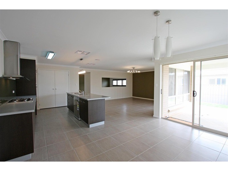 36 Brindabella  Drive, Tatton NSW 2650