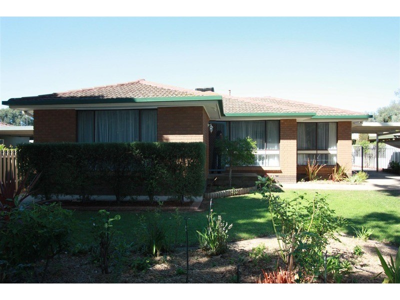 55 Jasmin Crescent, Lake Albert NSW 2650