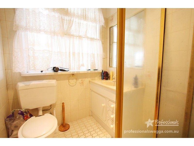 4 Bardia Street, Ashmont NSW 2650