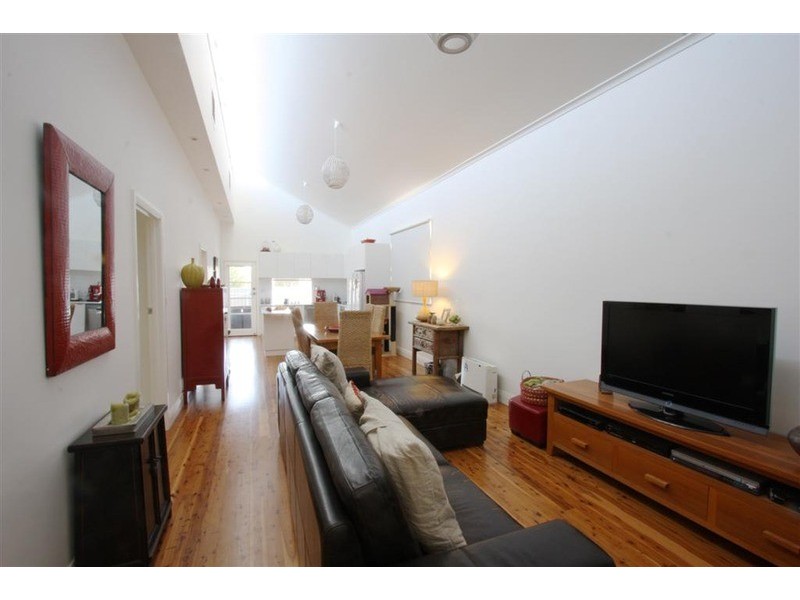 32 Broad Street, Wagga Wagga NSW 2650