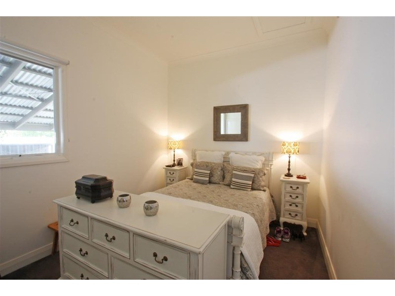 32 Broad Street, Wagga Wagga NSW 2650