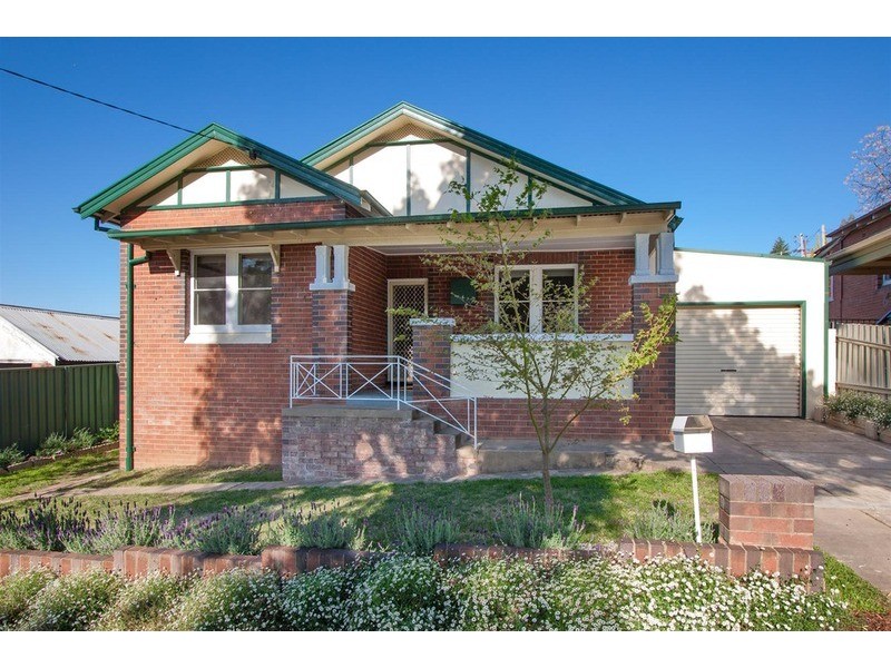 1 Young Street, Wagga Wagga NSW 2650