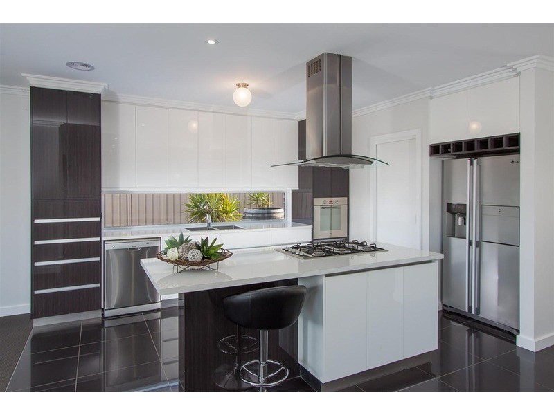 42 Brindabella  Drive, Tatton NSW 2650