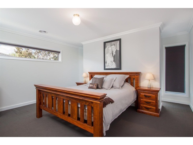 42 Brindabella  Drive, Tatton NSW 2650