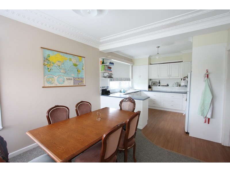 23 Urana Street, Turvey Park NSW 2650