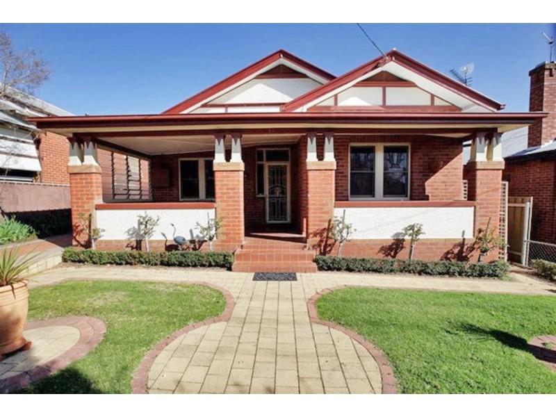 14 Macleay  Street, Wagga Wagga NSW 2650