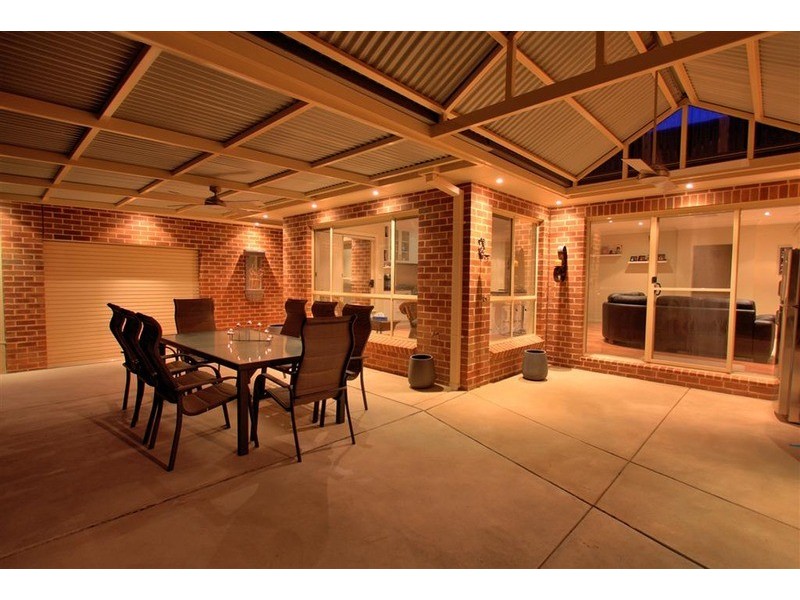73 Atherton Crescent, Tatton NSW 2650