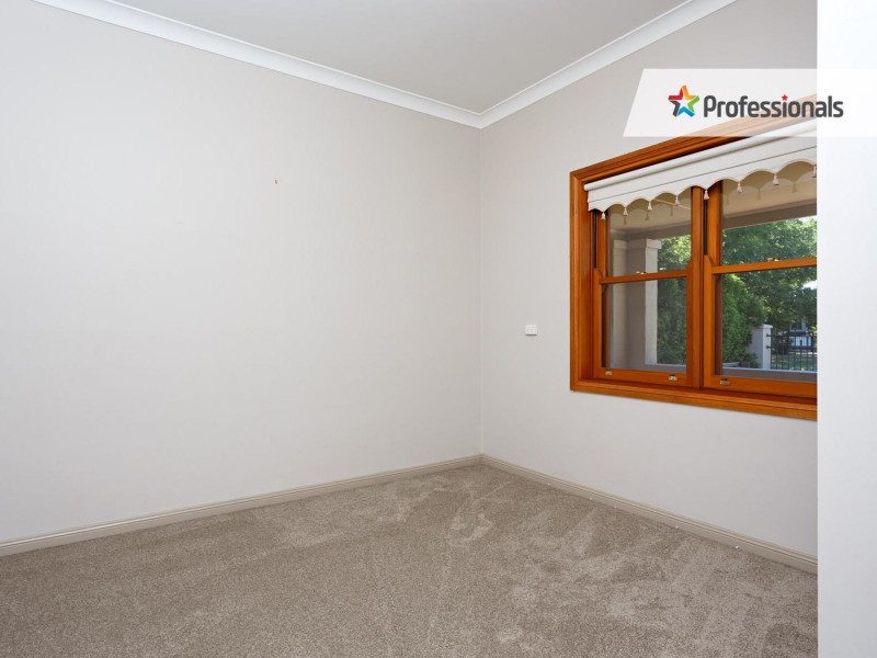 3 Rhoda Avenue, Wagga Wagga NSW 2650