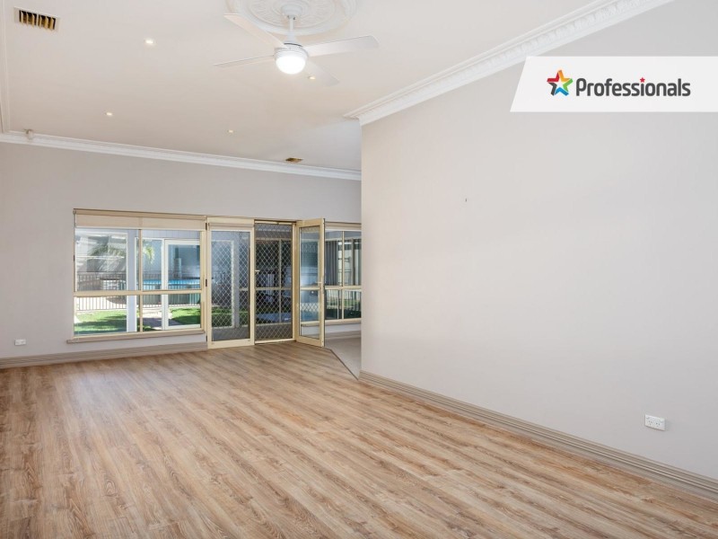 3 Rhoda Avenue, Wagga Wagga NSW 2650