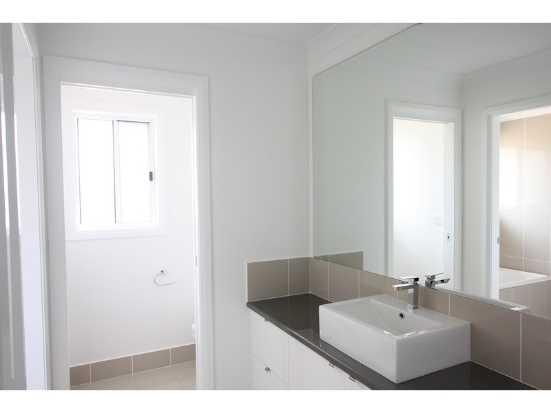 1/63 Brindabella Drive, Tatton NSW 2650