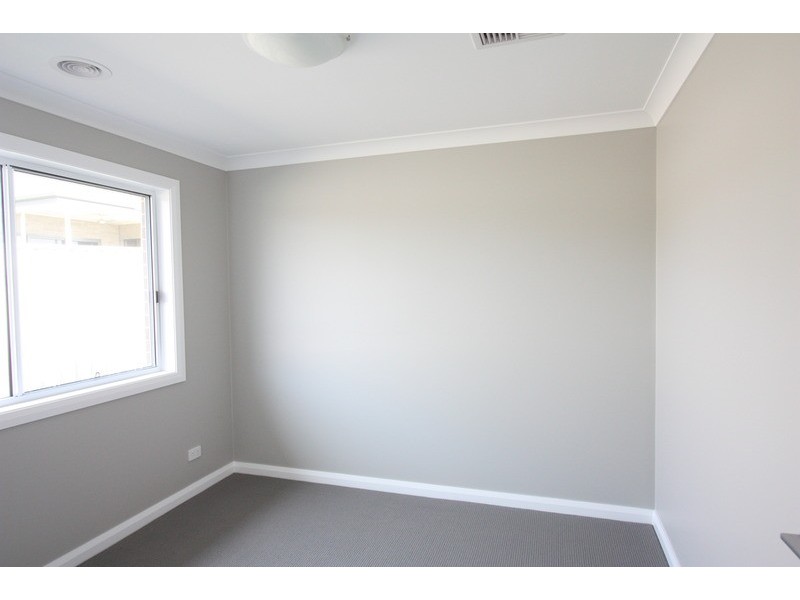 1/63 Brindabella Drive, Tatton NSW 2650