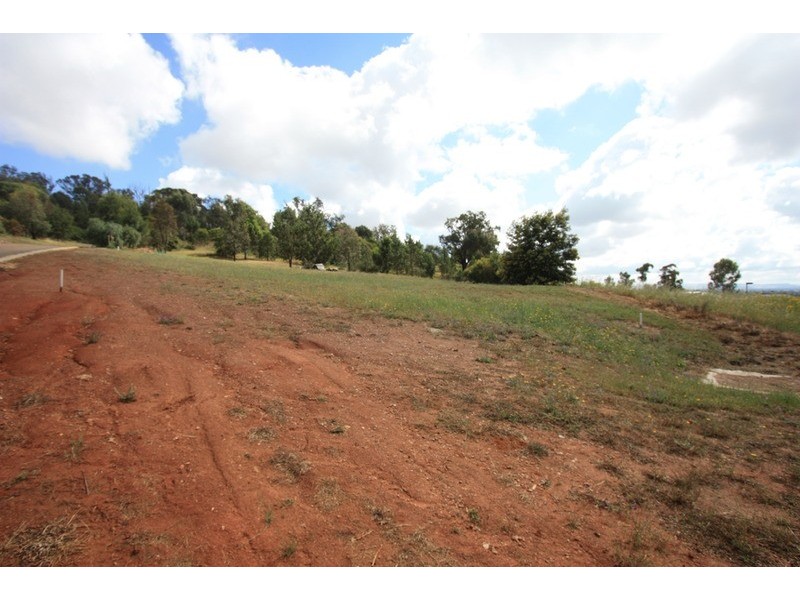6 Darling Place, Tatton NSW 2650
