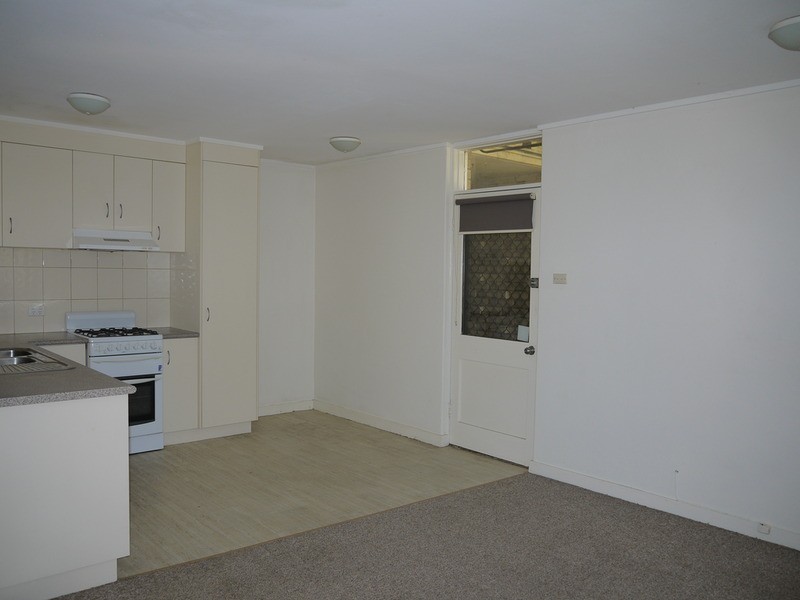 2/74A Tompson Street, Wagga Wagga NSW 2650