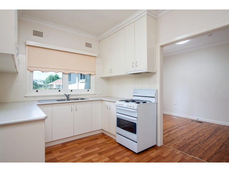 20 Hodson Avenue, Turvey Park NSW 2650