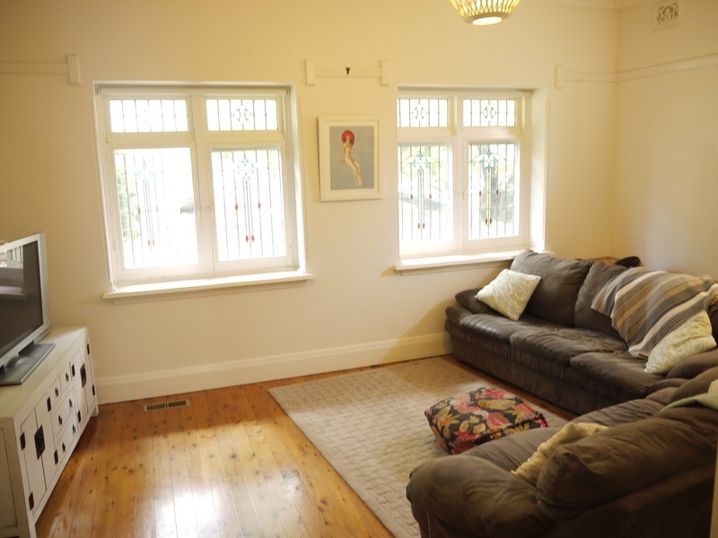 4 Little Best Street, Wagga Wagga NSW 2650