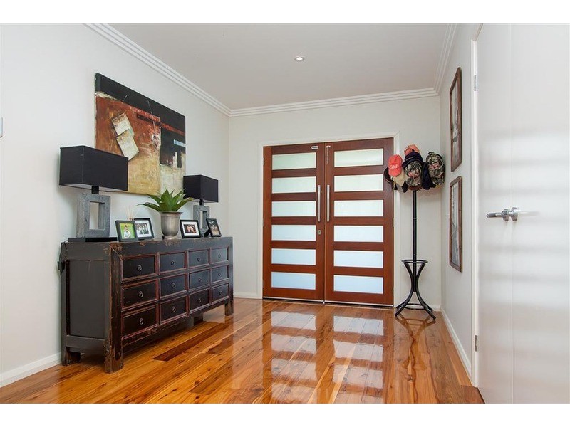 4 Clarence  Place, Tatton NSW 2650