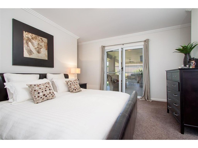 4 Clarence  Place, Tatton NSW 2650