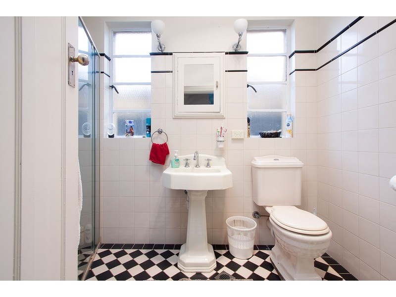 31 Macleay Street, Turvey Park NSW 2650