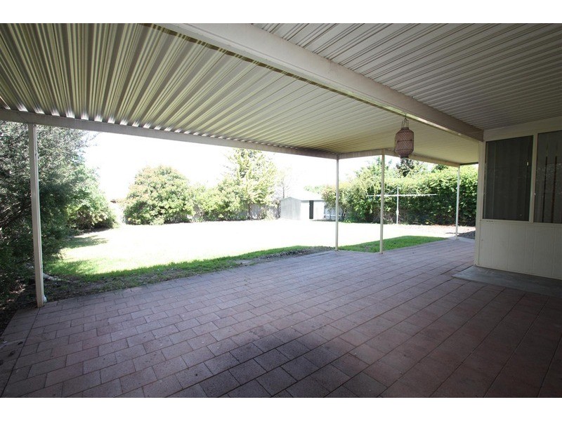 15 Kimberley Drive, Tatton NSW 2650
