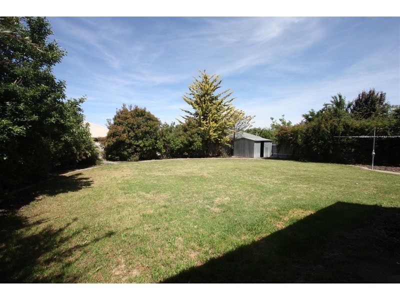 15 Kimberley Drive, Tatton NSW 2650