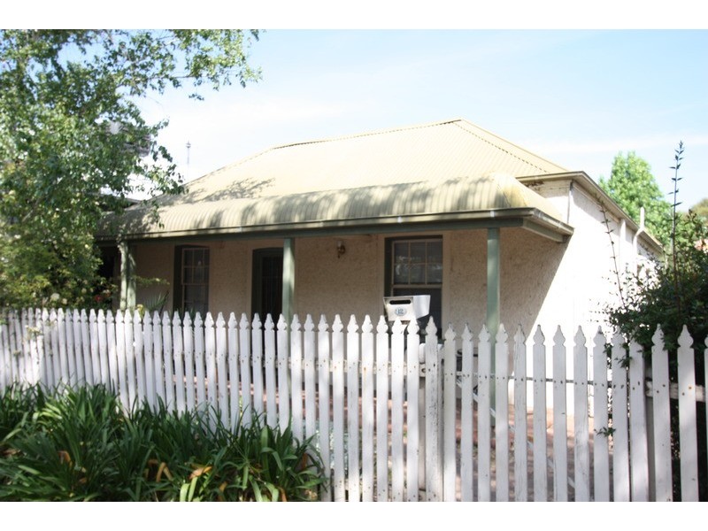 12  Best  Street, Wagga Wagga NSW 2650