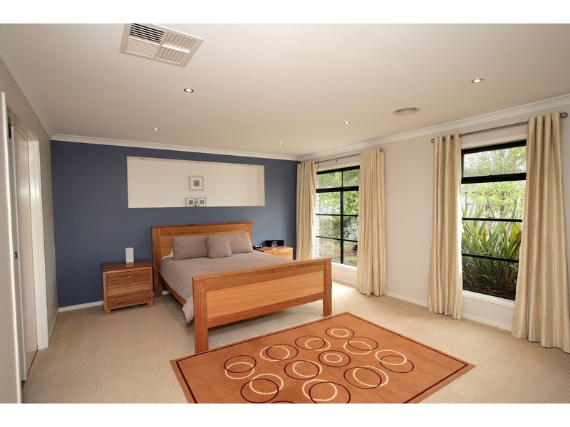 10 Budawang Place, Tatton NSW 2650
