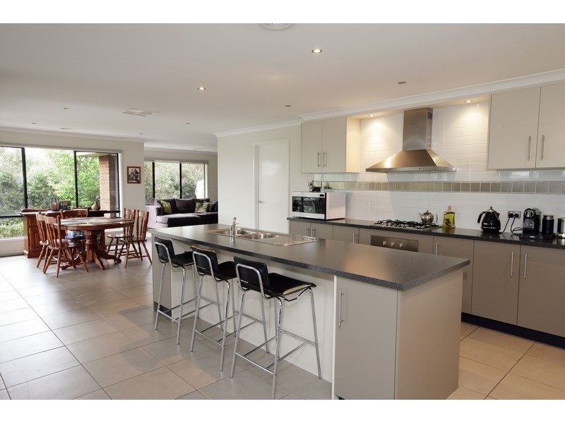 10 Budawang Place, Tatton NSW 2650