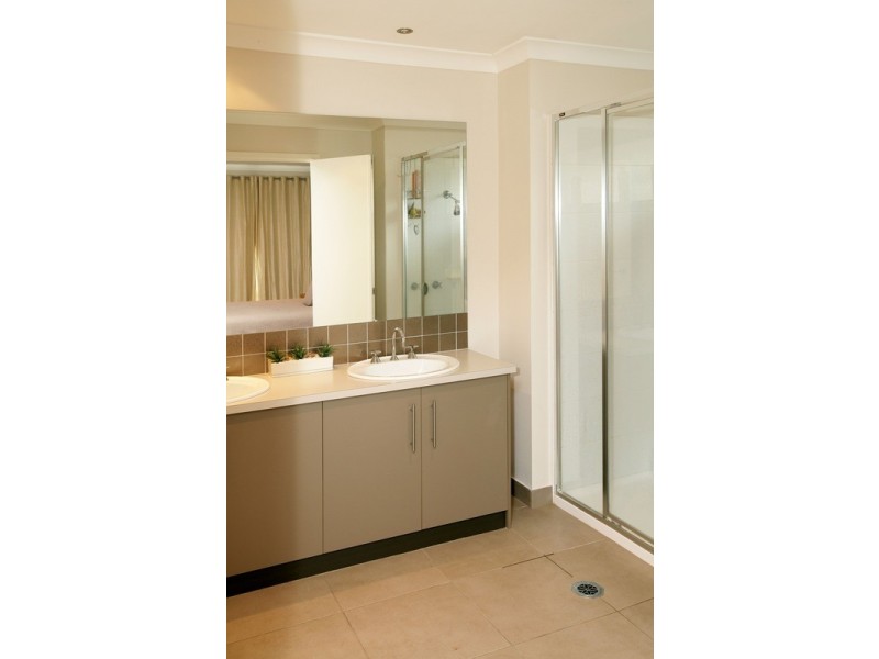 10 Budawang Place, Tatton NSW 2650