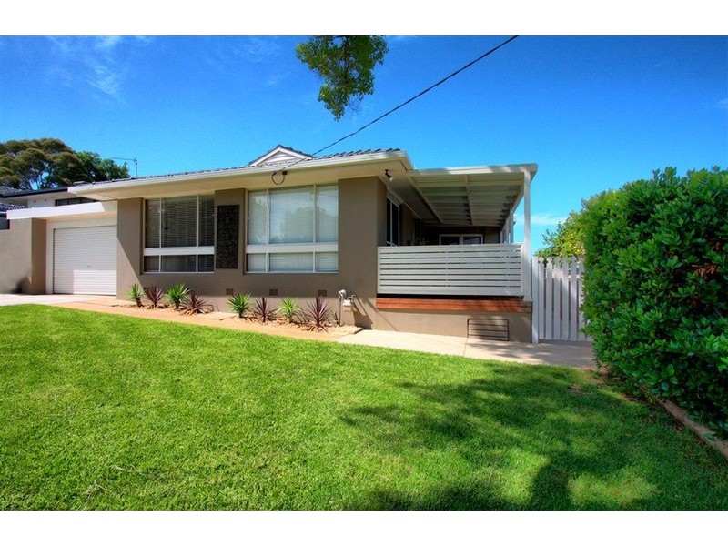 62 Nixon Crescent, Tolland NSW 2650