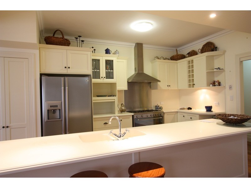 4 Hickory Place, Springvale NSW 2650