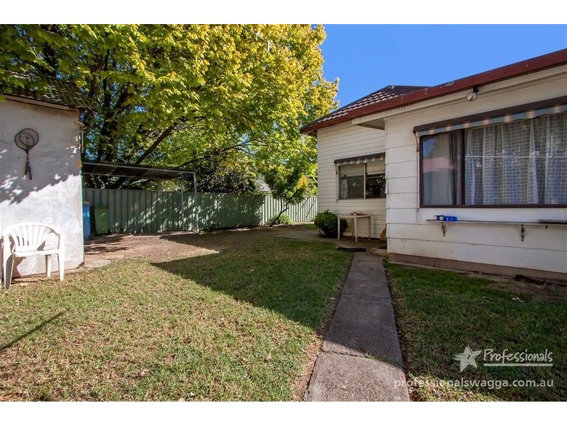 21 Morundah Street, Wagga Wagga NSW 2650