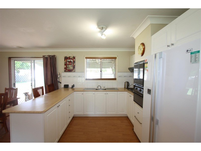 14 Yungana Place, Glenfield Park NSW 2650
