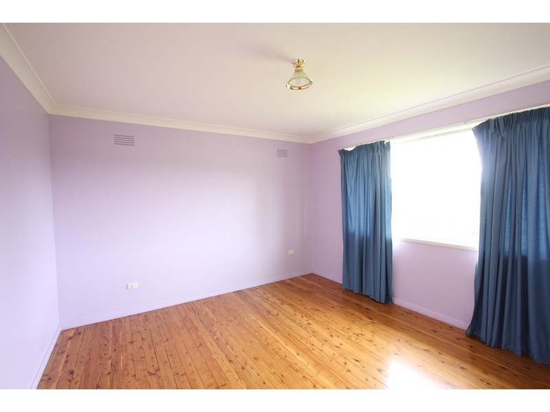 42 Walteela  Avenue, Mount Austin NSW 2650