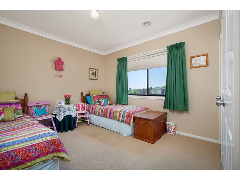 9 Yarrawah  Crescent, Bourkelands NSW 2650