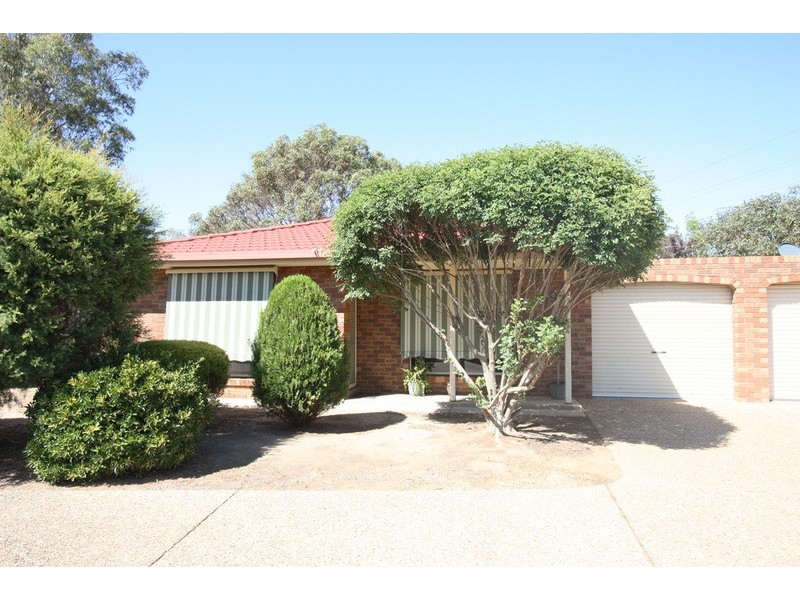 6/54 Adjin Street, Mount Austin NSW 2650