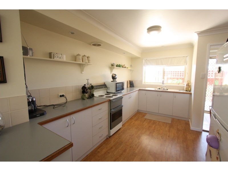 6/54 Adjin Street, Mount Austin NSW 2650