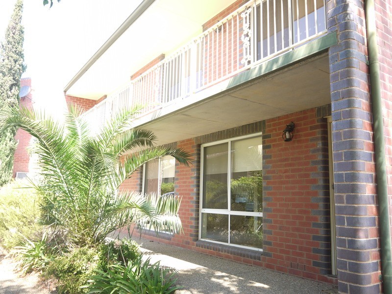 4/245 Edward Street, Wagga Wagga NSW 2650