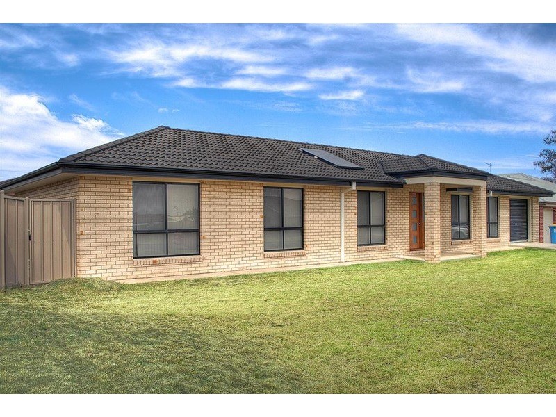 11 Apprentice Avenue, Wagga Wagga NSW 2650