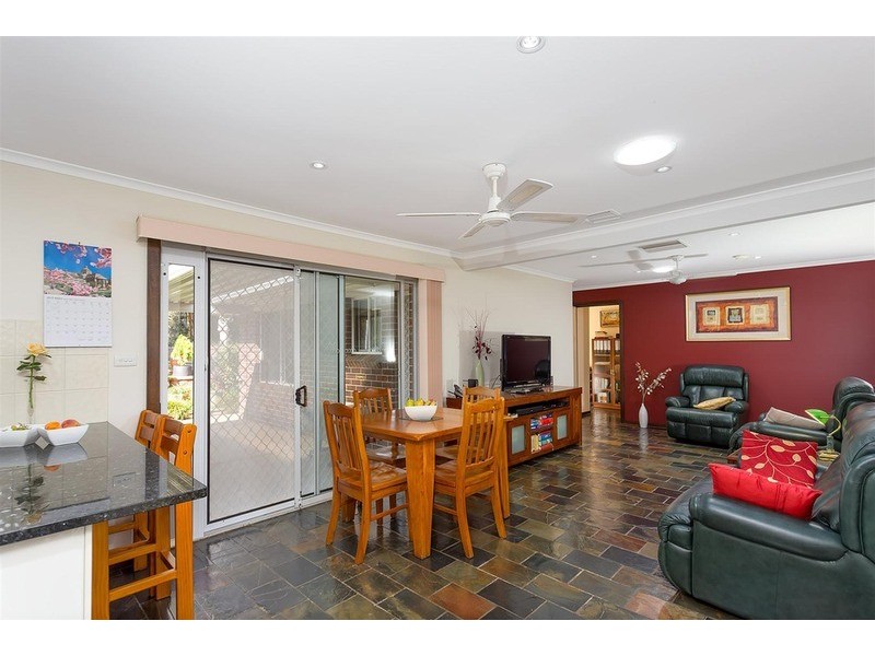 3 McCoullough Drive, Tolland NSW 2650