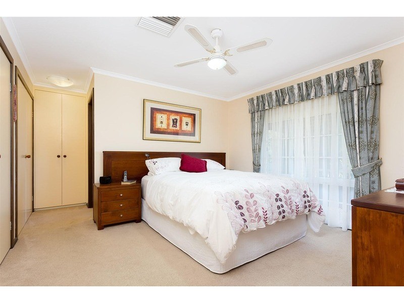 3 McCoullough Drive, Tolland NSW 2650