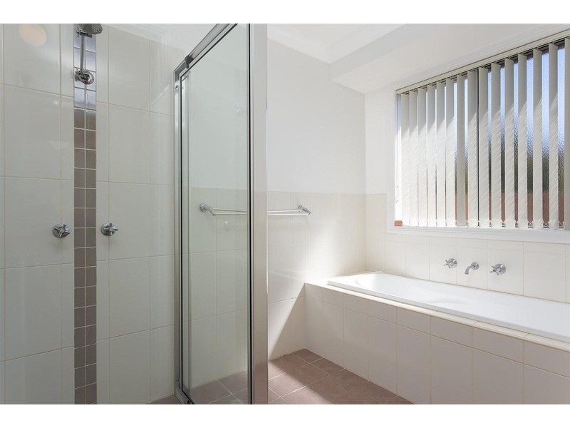 5 Werribee  Road, Bourkelands NSW 2650