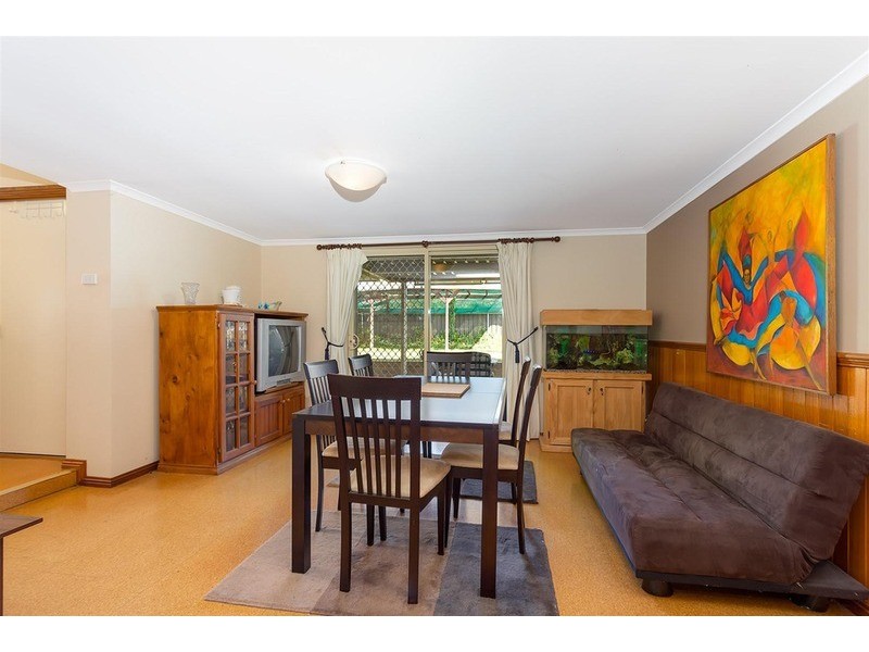14 Forrest  Street, Lake Albert NSW 2650