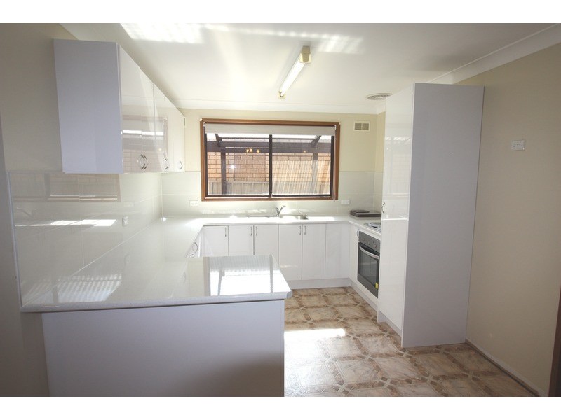 20 Horsley  Street, Kooringal NSW 2650