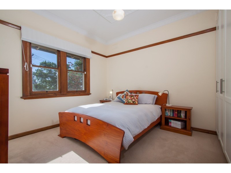 1 Young  Street, Wagga Wagga NSW 2650