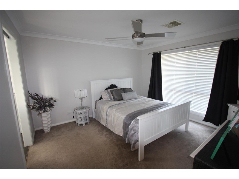 2 Evatt Street, Wagga Wagga NSW 2650
