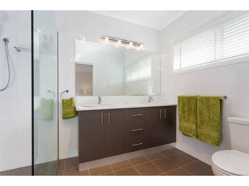 150 Brooklyn Drive, Bourkelands NSW 2650