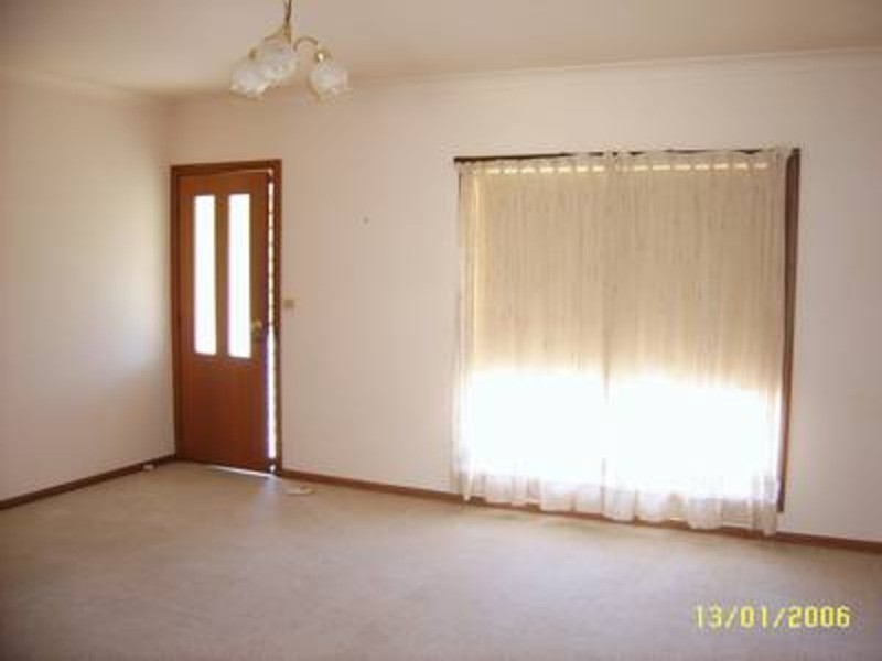 1/25 Darri Street, Glenfield Park NSW 2650