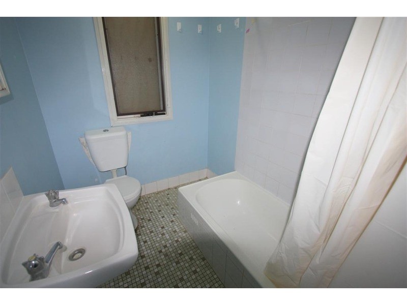 13 Toy Place, Tolland NSW 2650