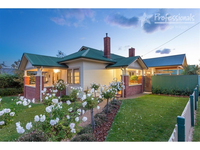 6 Turner Street, Turvey Park NSW 2650