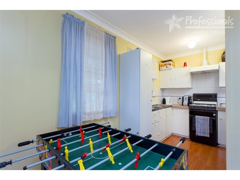 22 Edney Street, Kooringal NSW 2650